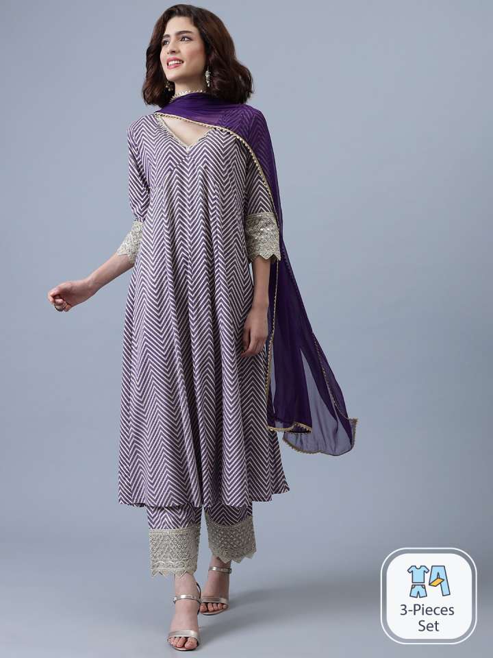 5d6cfc1a50811692700215322KhushalKWomenrayonkurtaandpalazzowithdupattaset1