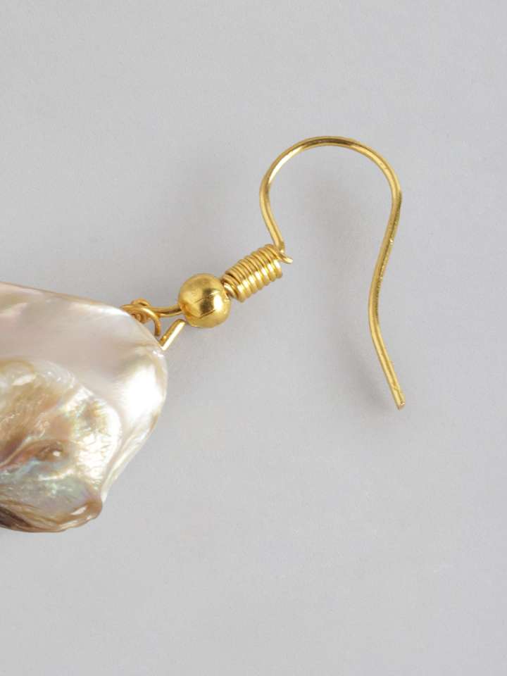 StuddedBeadedLayeredJewellerySet3