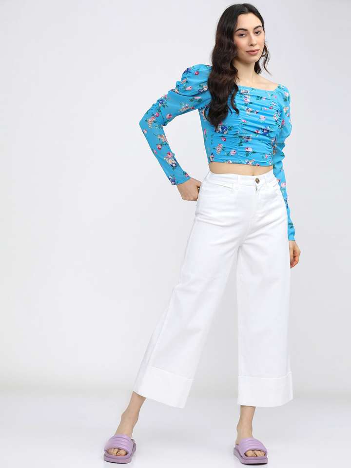 bd472195b4101637913383287TokyoTalkiesBlueFloralRegularCropTop6