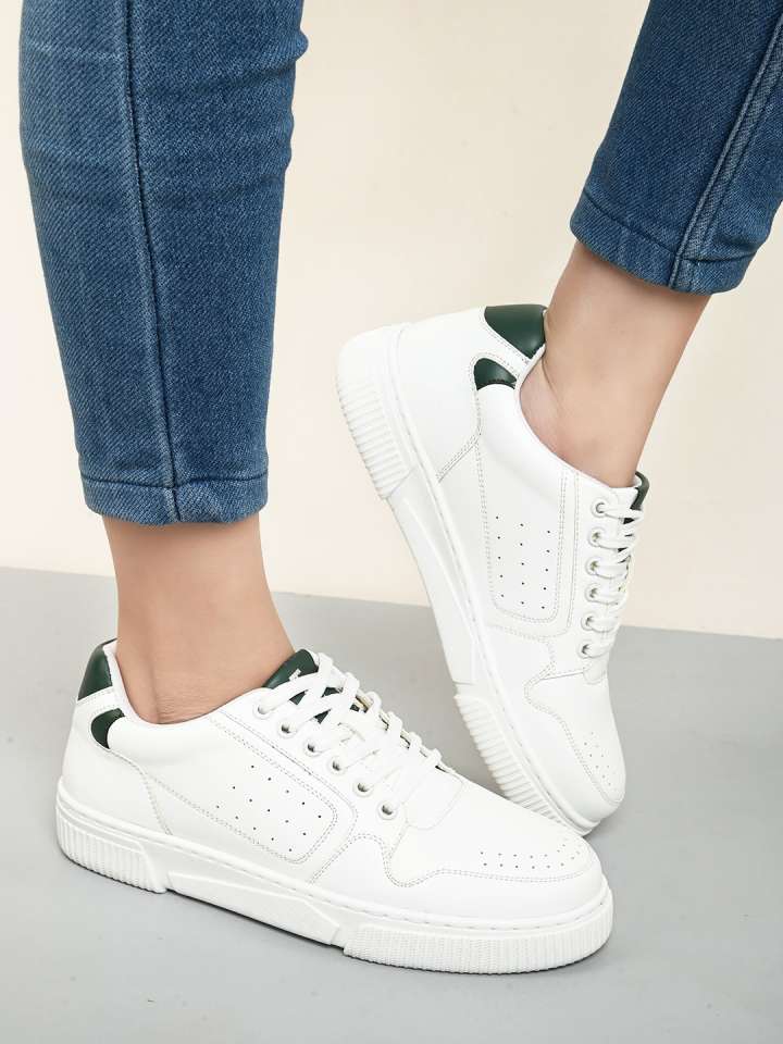 0a3f539074231703149978506HRXbyHrithikRoshanWomenWhiteSneakers7