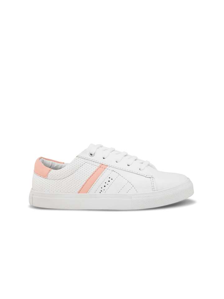 476118a786481720701603786DressBerryWomenTexturedSneakers4