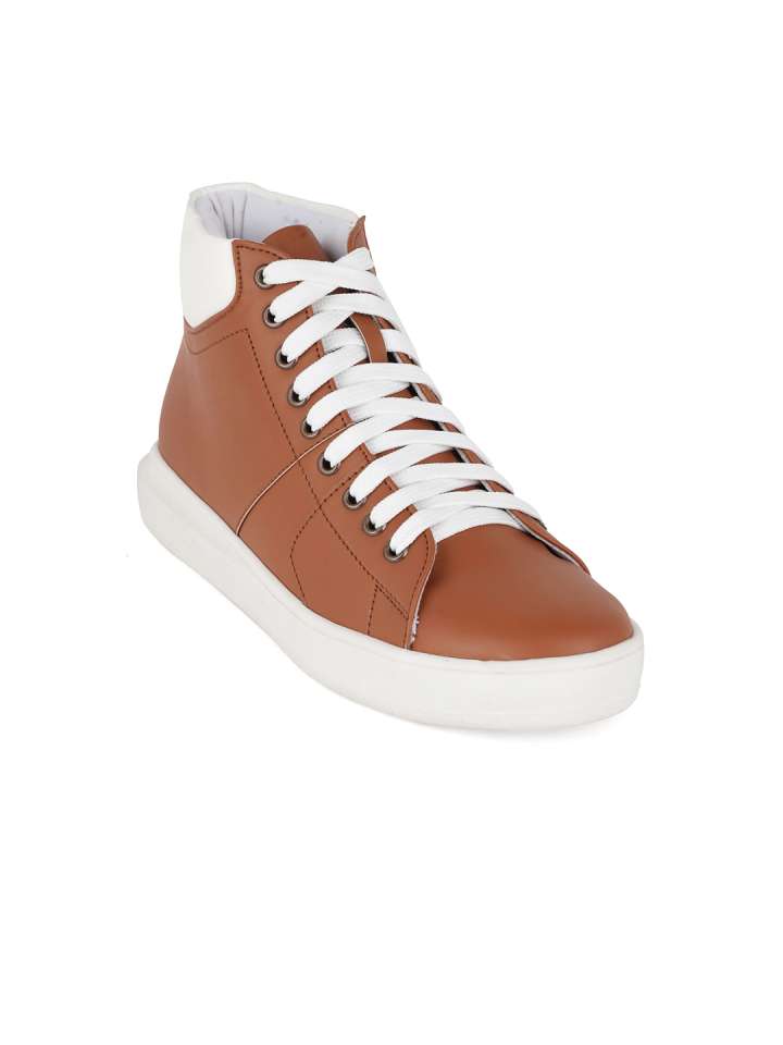 5d95830193da1676717723870CarltonLondonsportsWomenTanColourblockedSneakers2