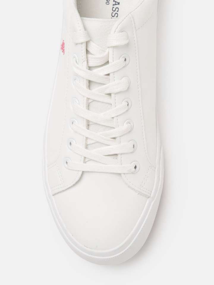WhiteMADRYN2OSneakers5